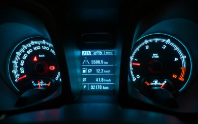 ¿Cuál es el rendimiento de combustible de mi auto? 